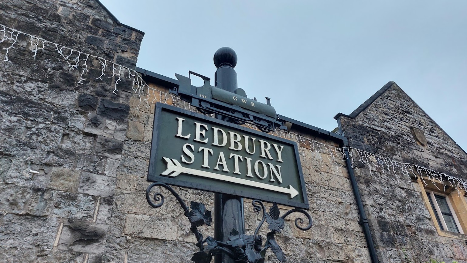 10 Interesting Ledbury facts that you NEED to know! - Plane Beauty